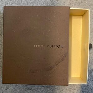 ⭐️HP⭐️Louis Vuitton|Brown Box/Drawer